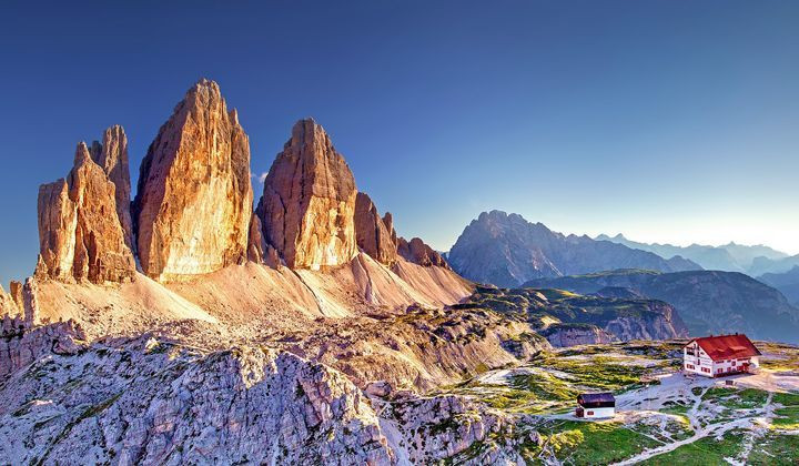 Tre Cime di Lavaredo et refuge Locatelli - Dolomites - Italie